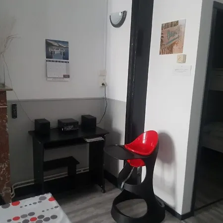 Διαμέρισμα Simplistic In Near Sea Beach